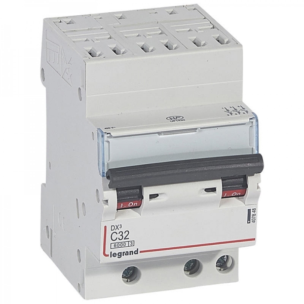 DX3 3P C32 6000A/10KA AUTO
