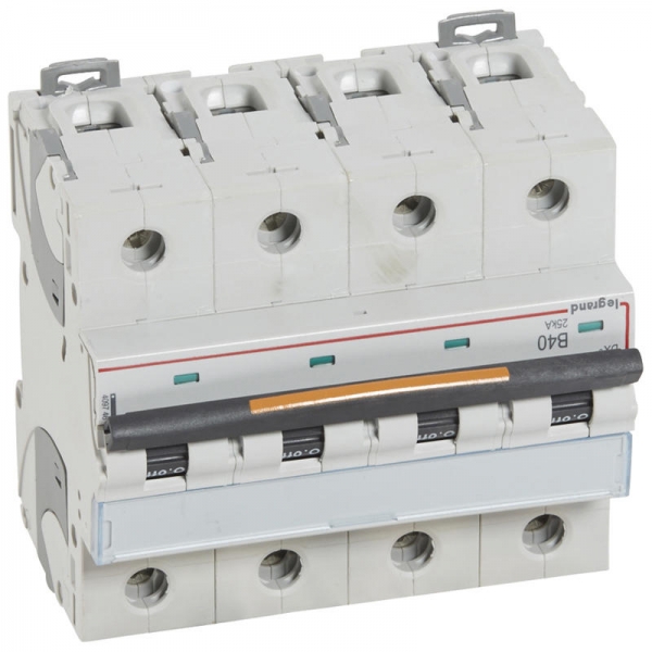 DX3 4P B40 25KA