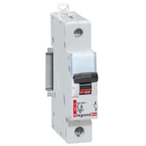 DISJ 1P C50 6000A