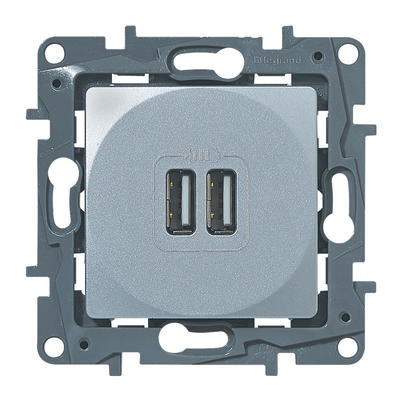 PRISE DOUBLE USB ARGENT NILOE