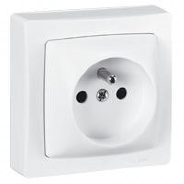 PRISE 2P+T F/B SAILLIE BLANC
