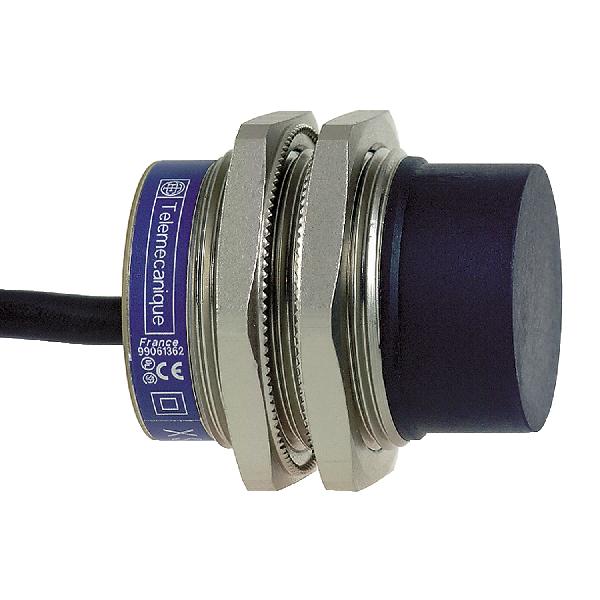 détecteur inductif XS2 cylindrique M30 Sn 15 mm câble 2m
